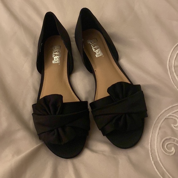 Brash| Cute open toe black flats 🖤 - Picture 2 of 7